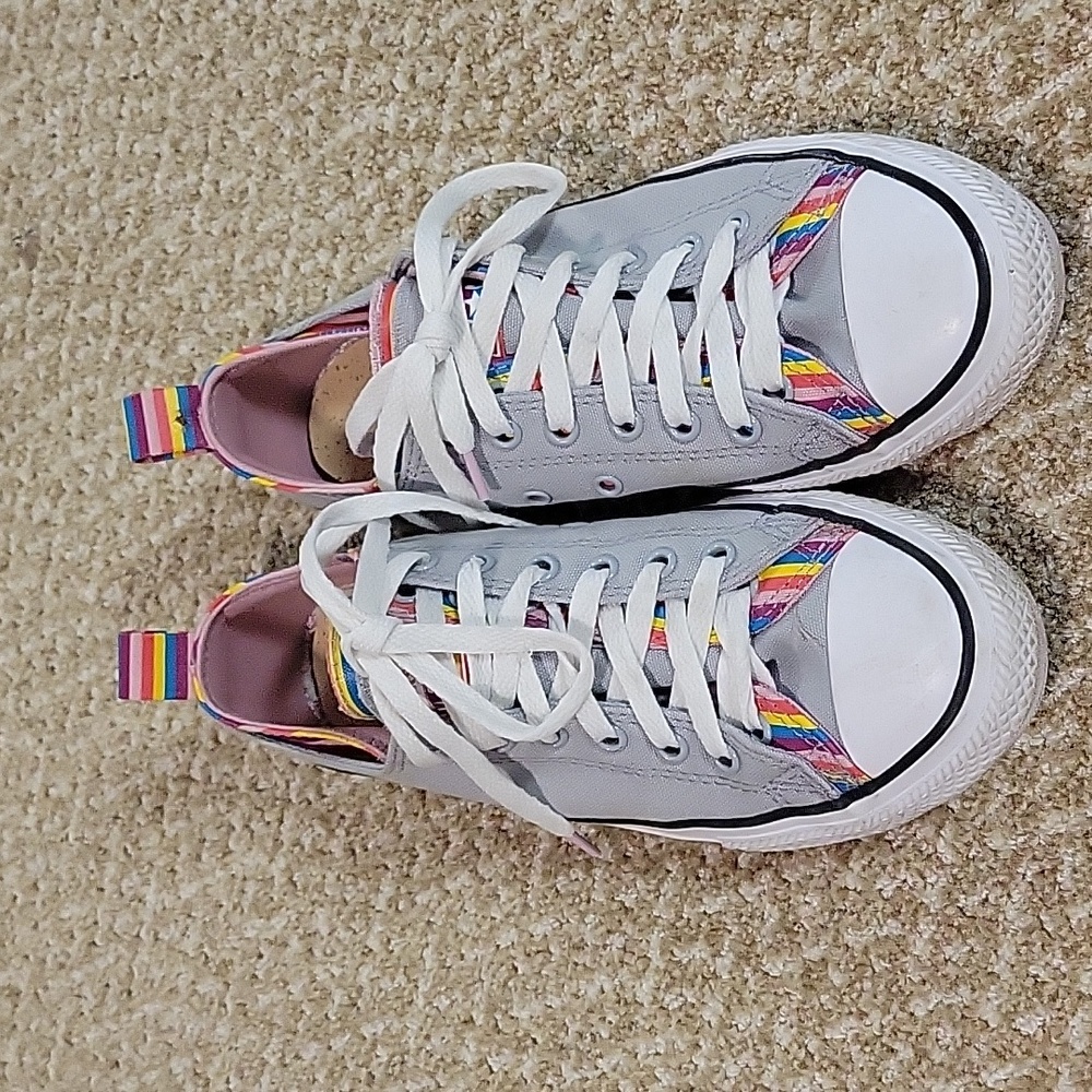 Converse.  Youth size 5. Gray with rainbow.